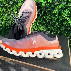 On Clouds Running Shoe Cloudflow 4 - Quartz Flame